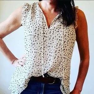 CABI Women’s Ivory Black Floral Wishful Sleeveless Ruffle Hem Tie Neck Blouse Si